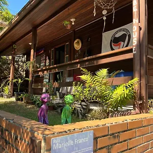 Vibe House Hostal